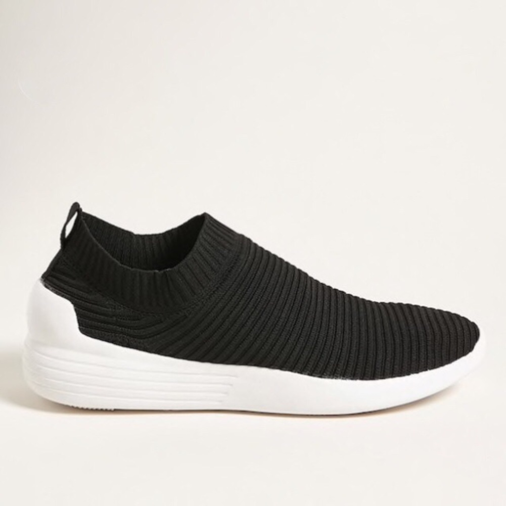 🖤Modern Black Slip On🖤